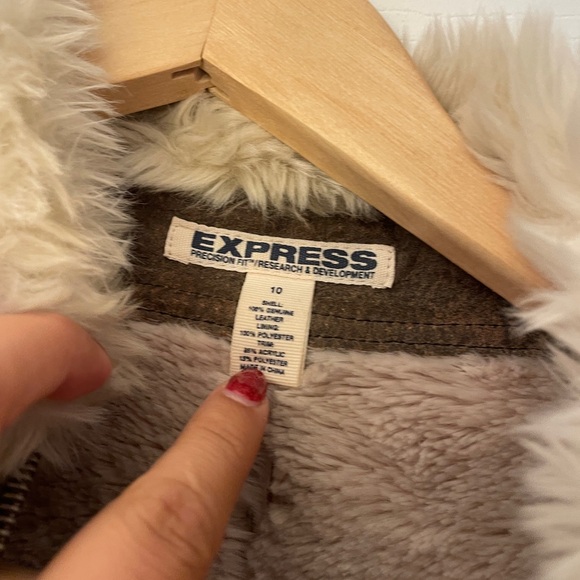 Express leather jacket. Size 10. - Picture 7 of 13